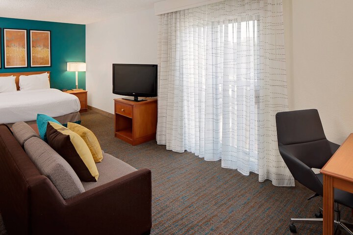 Room 16 of 23