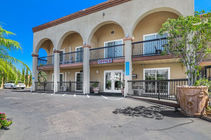 Motel Mediteran Escondido