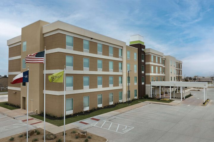 Hotel 2 of 42