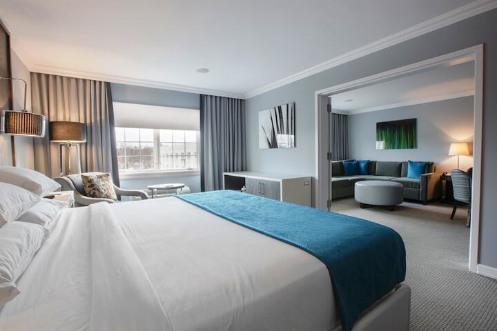 Room 8 of 24