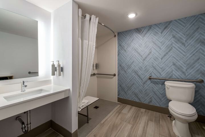 Room 16 of 54
