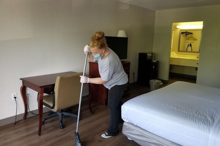 Room 18 of 40