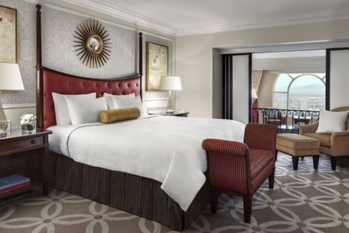 Room 35 of 114