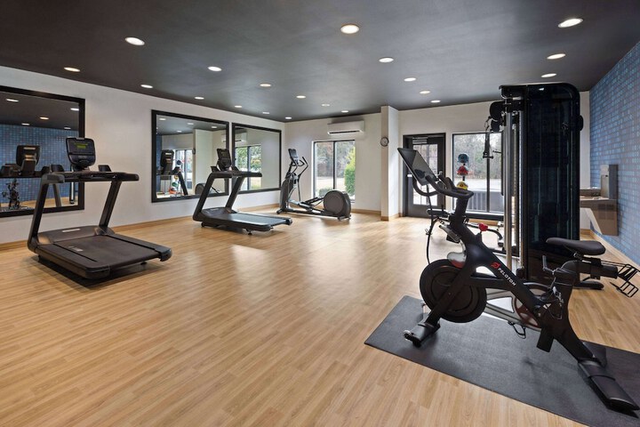 La Quinta Inn & Suites by Wyndham Meridian