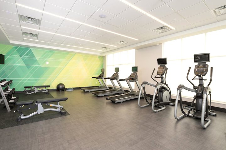 Holiday Inn Hotels and Suites Mount Pleasant by IHG