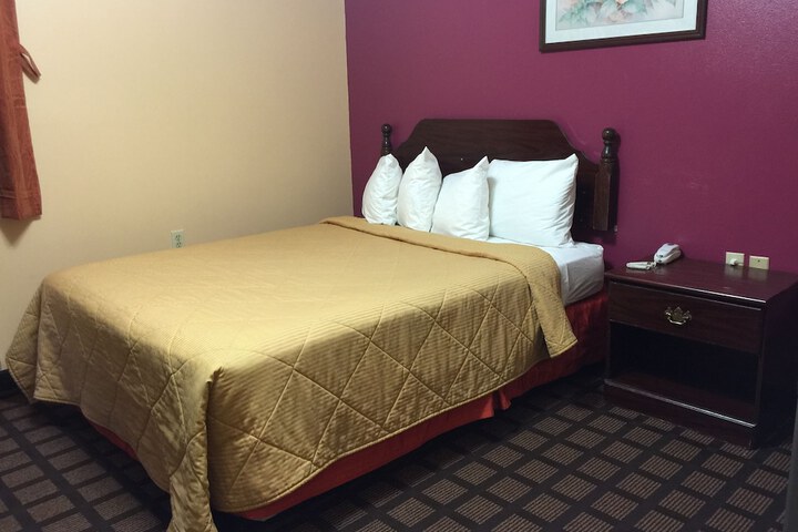 Room 20 of 42