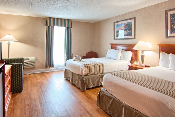 Room 16 of 38