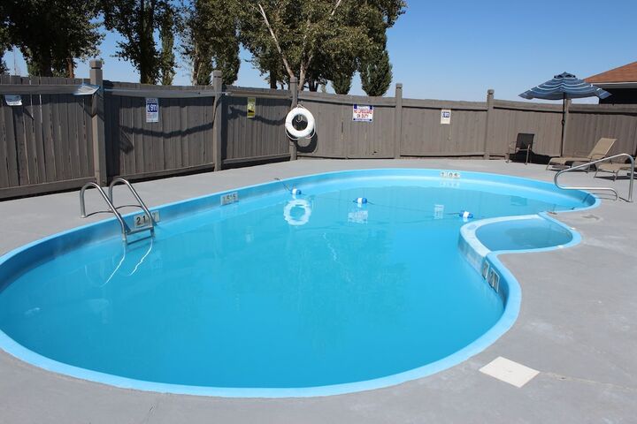 Pool 7 of 85