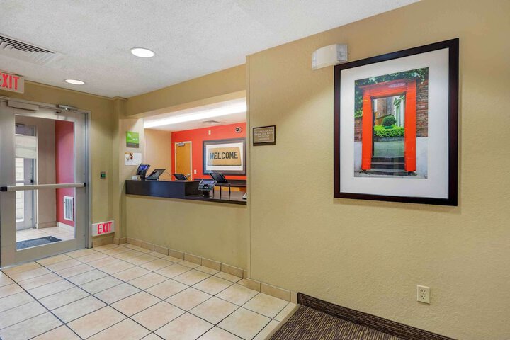 Hotel Interior 14 of 28