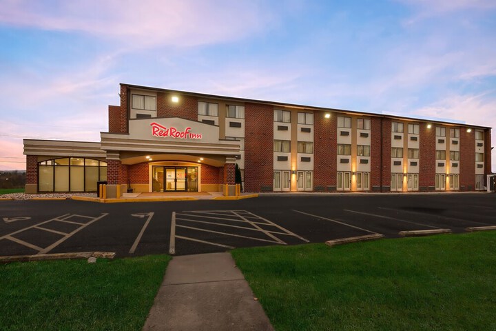 Hotel 7 of 34