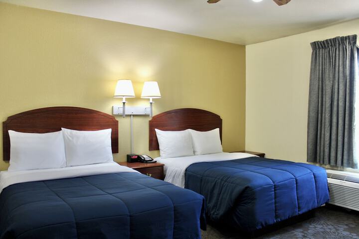 Room 15 of 36