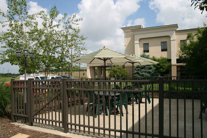 Hotel 4 of 42
