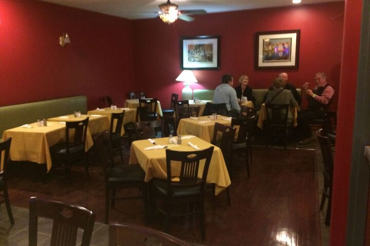 Dining 32 of 45