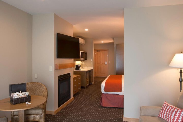 Room 19 of 61