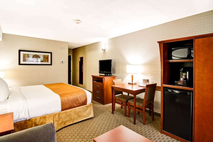 Room 31 of 33