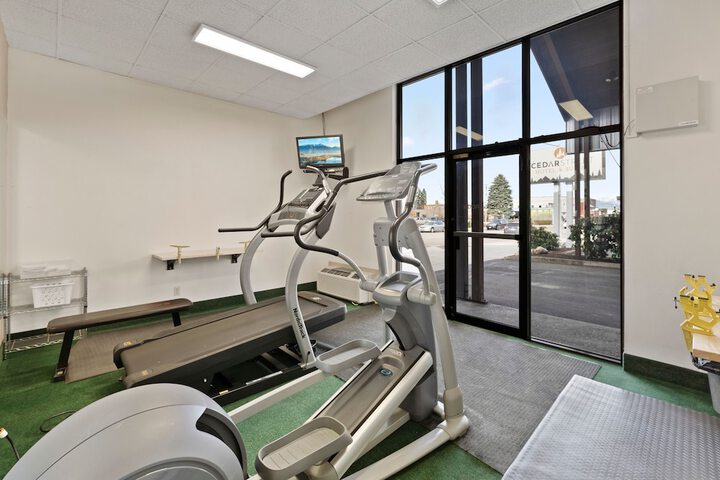 Sandpoint Hotel & Suites Downtown
