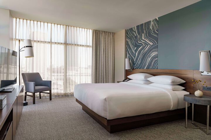 Hyatt Regency Houston / Galleria