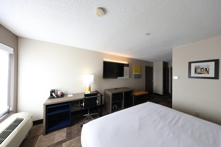 Comfort Inn & Suites Hutchinson