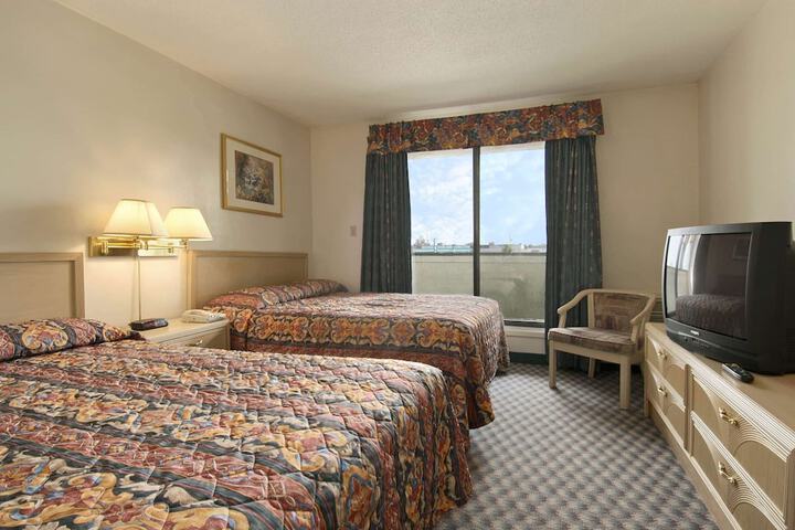 Room 5 of 19