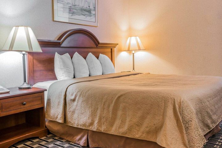 Quality Inn Grand Rapids North