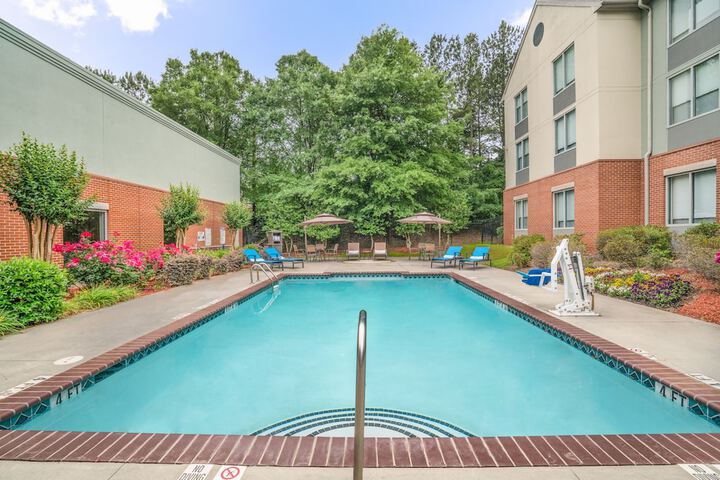 Pool 4 of 22