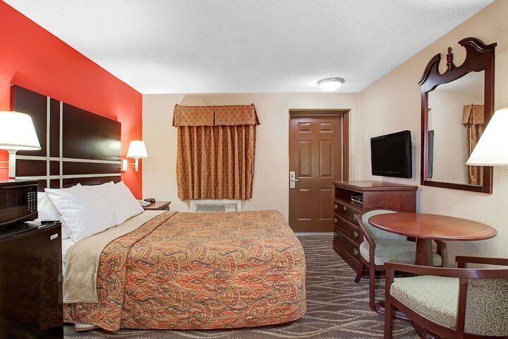 Days Inn by Wyndham Ridgefield NJ