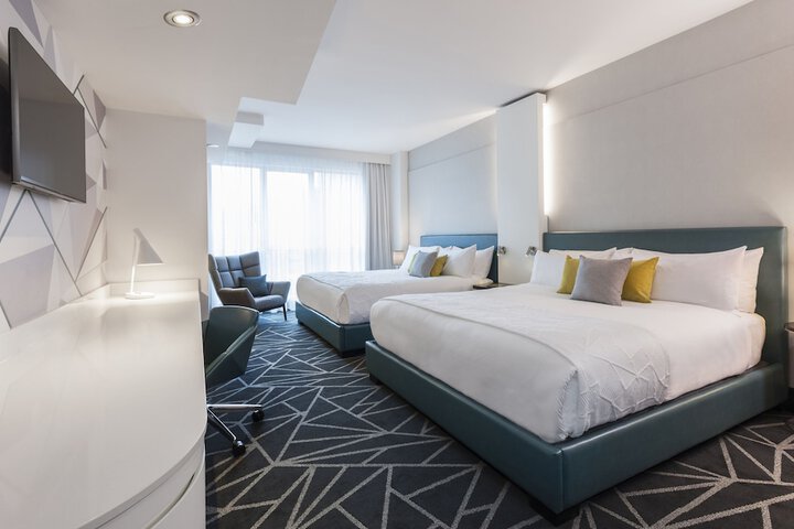 Room 52 of 62