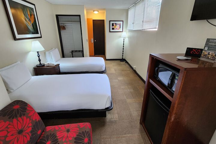 Room 37 of 53