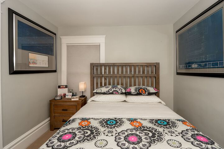 Room 223 of 276