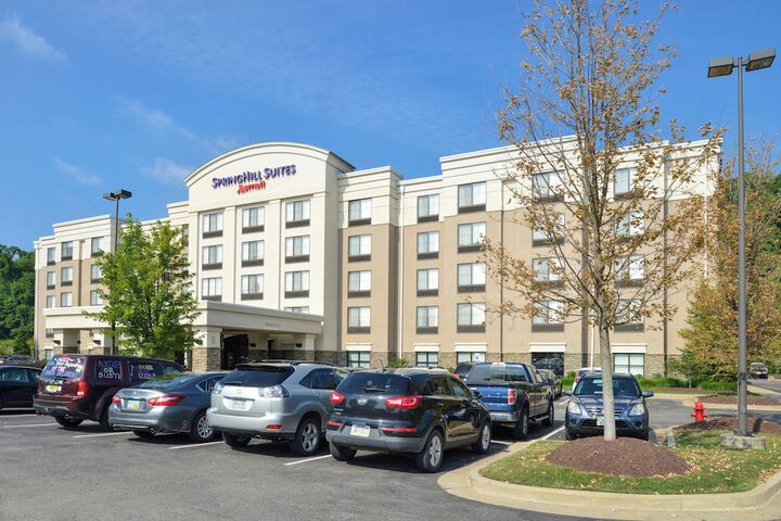 Hotel 2 of 27