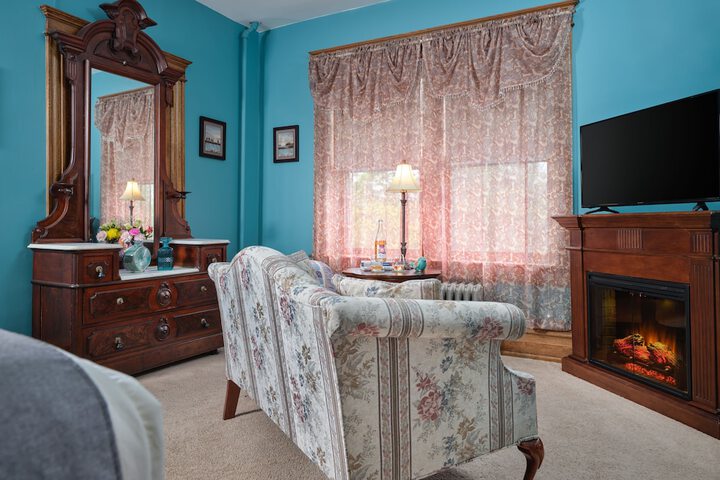 Room 11 of 41