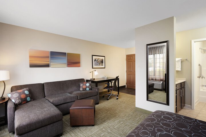 Staybridge Suites Lincolnshire by IHG