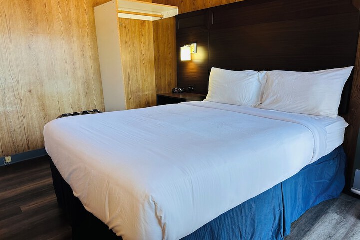 Anchor Inn Motel