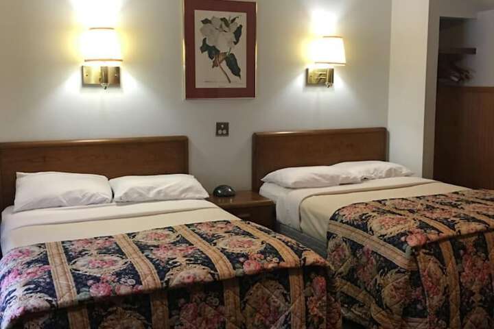 Room 25 of 35