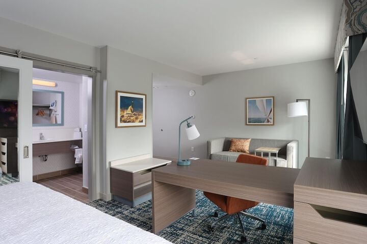 Hampton Inn & Suites Manistee Waterfront