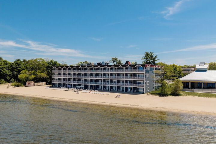 Bayshore Resort