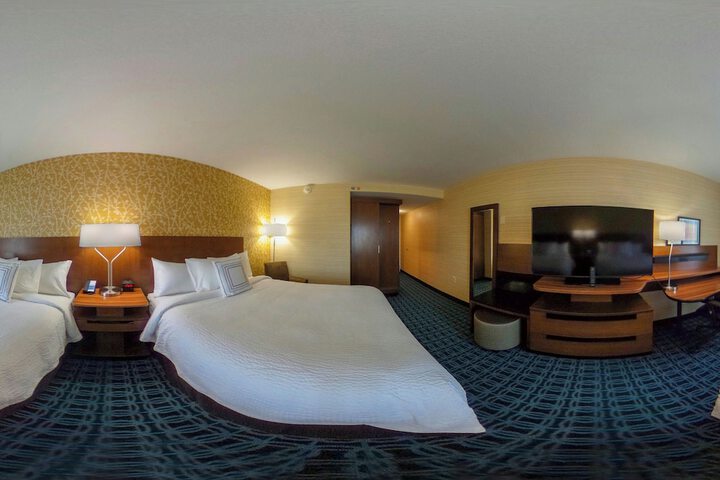 Room 12 of 22