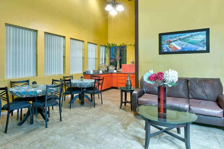 Hotel Interior 17 of 41