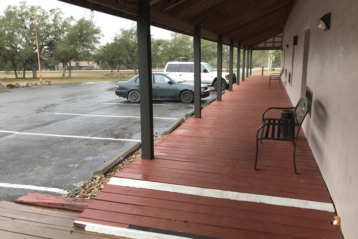 Outpost Motel