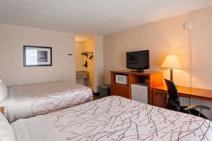 Room 12 of 23