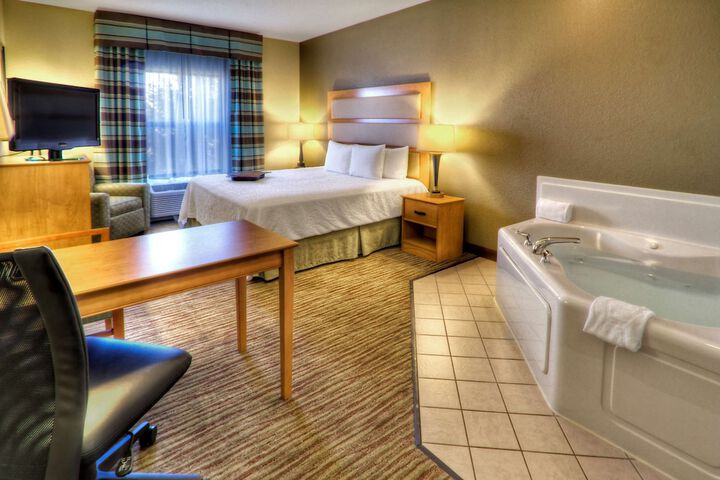 Room 19 of 38
