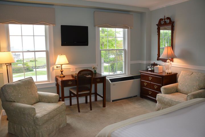 Room 42 of 91