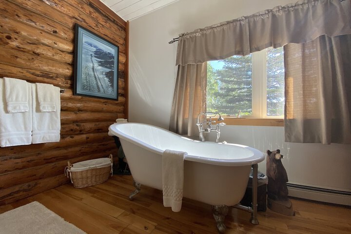 Pioneer Ridge B & B Inn