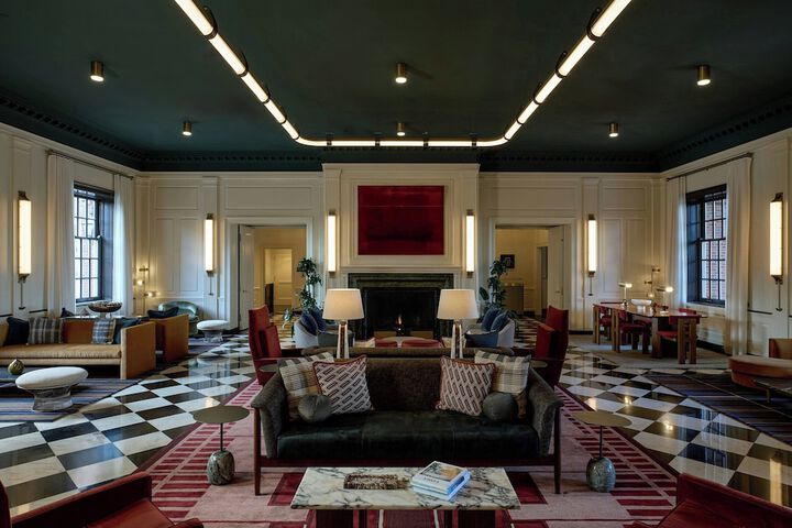 Dearborn Inn Autograph Collection