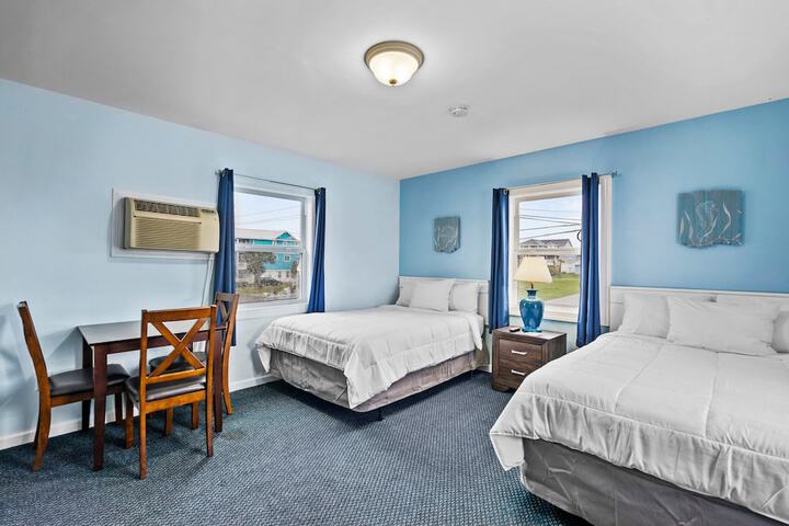 Room 35 of 78