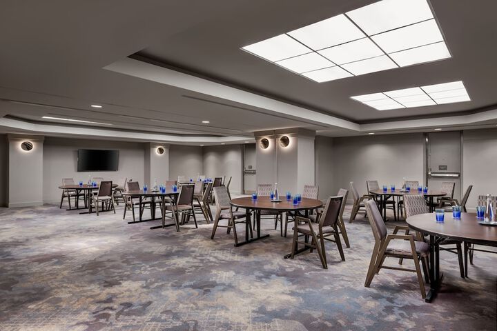Sheraton Gateway Hotel in Toronto International Airport