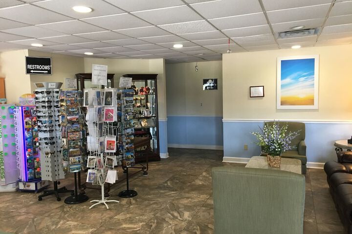 Gift Shop 26 of 27