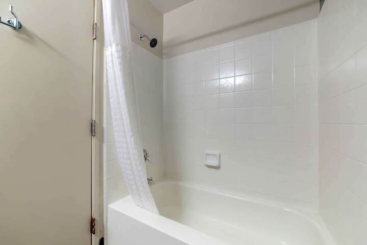 Extended Stay America Suites Miami Airport Doral