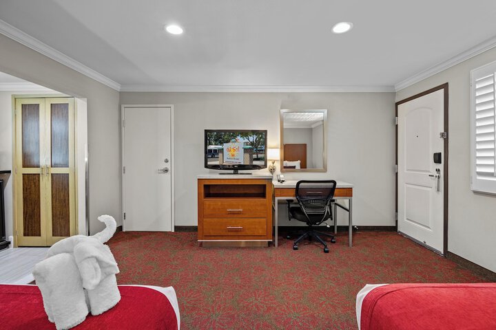 Room 22 of 33