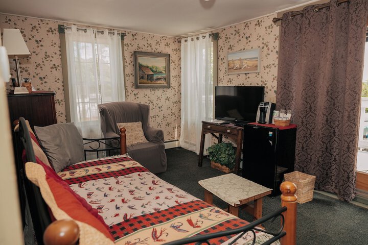 Room 21 of 36